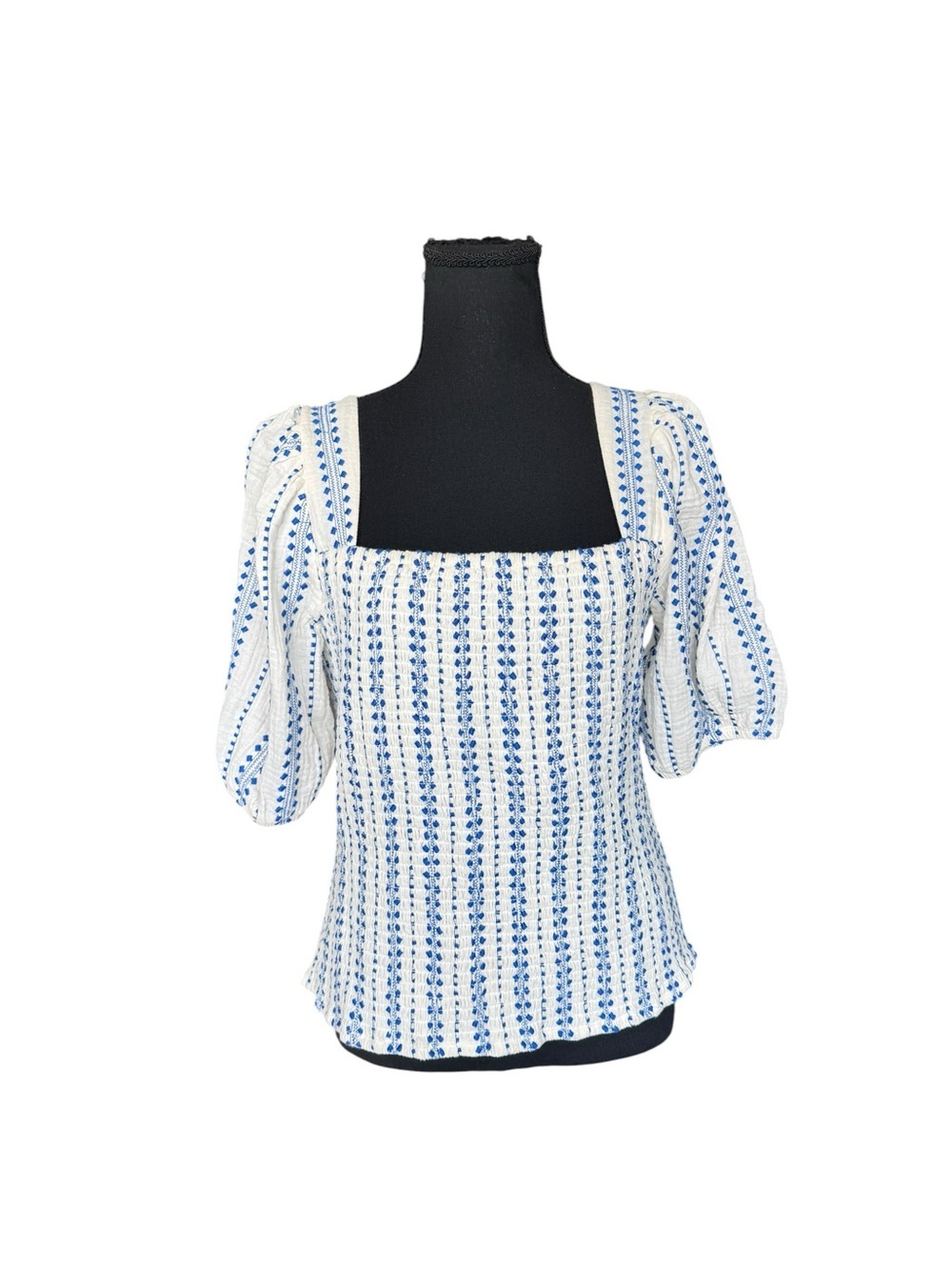 EVEREVE Blue White Embroidered Smocked Puff Sleeve Cottagecore Top L Q74